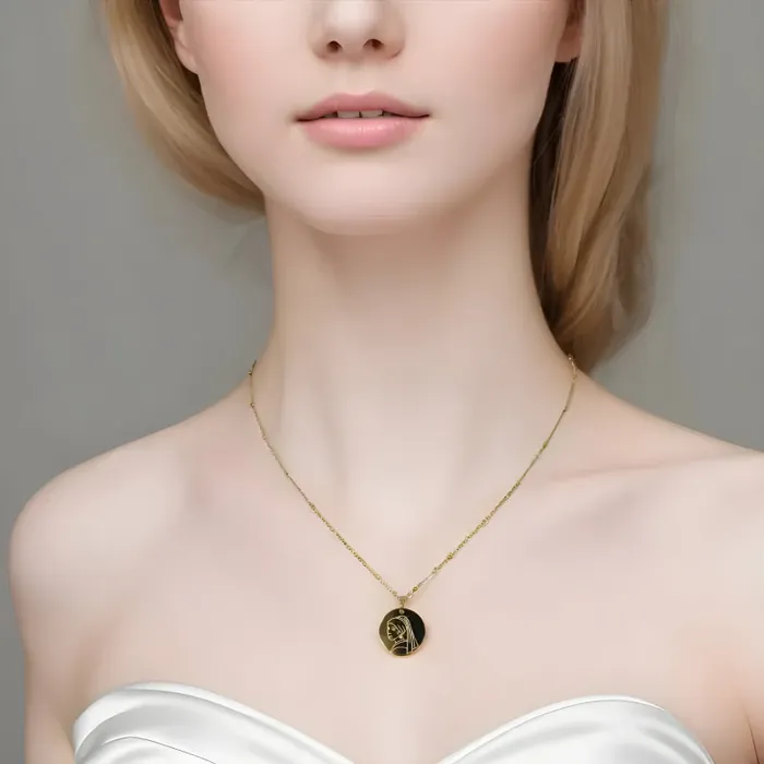 Timeless Artistic Pendant Necklace Customized Jewel Necklaces